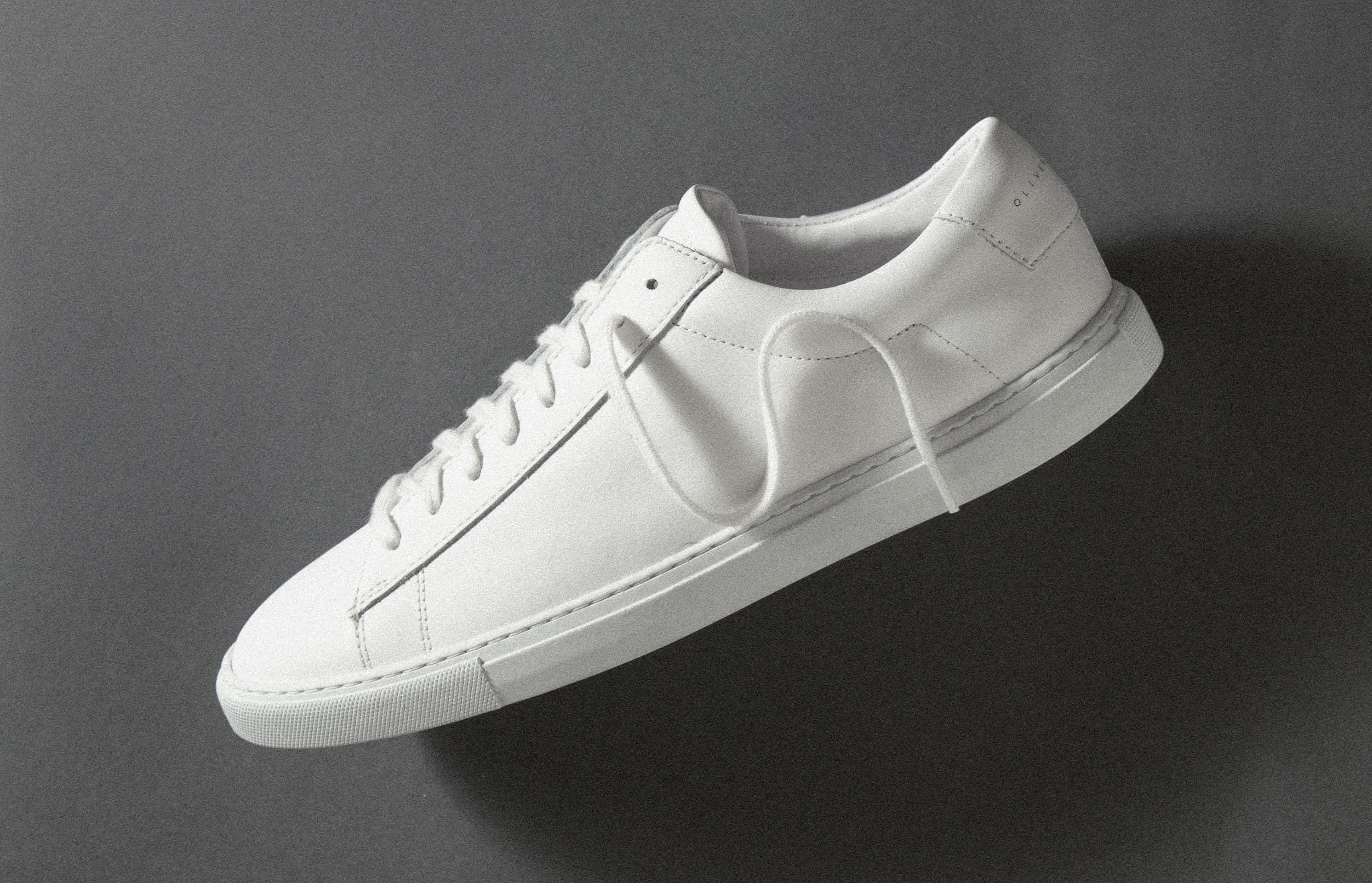 Men Low 1 | White